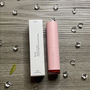 Glossier Lip Crème — SHADE STRIKE